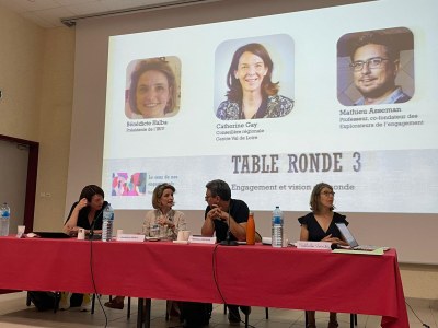 Table ronde Engagement et vision du monde, les enjeux pour la société