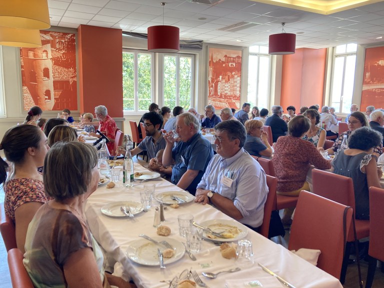 C656A2F6 37E3 4ACA A9EE 685F58DE4909